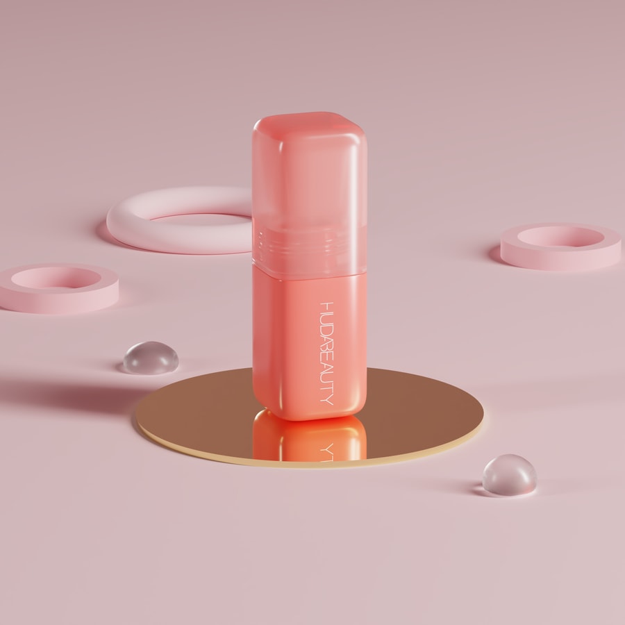 Huda Gloss Single Full Shot