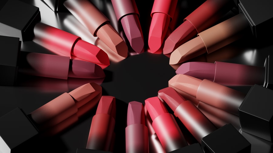 Huda Many More Lipstick Close up High Angel