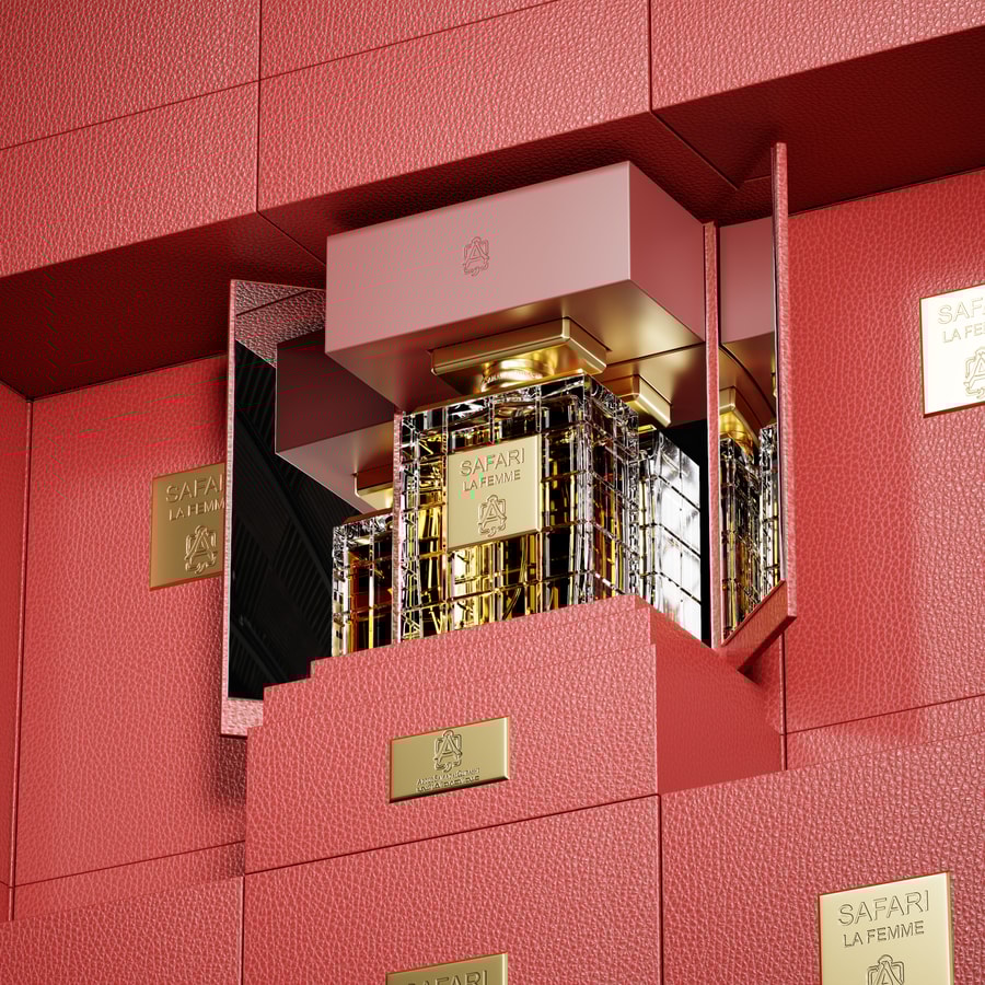 Safari Red Semi-Opened Box Close up